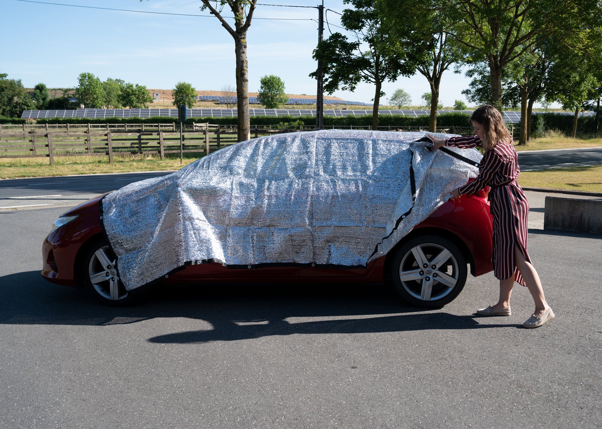 Travel Aluminum Shade Cover